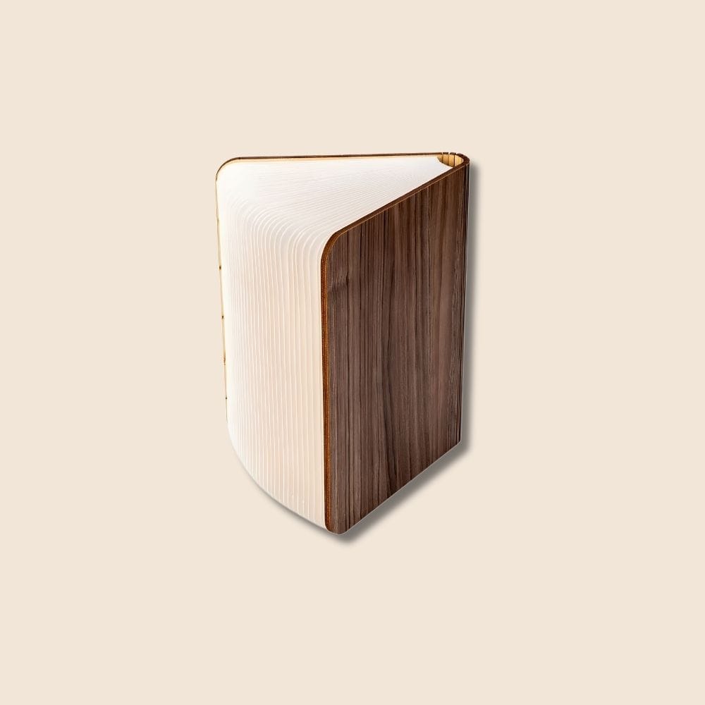 Lampe De Chevet | Le Livre De Chevet | maisondesluminaires